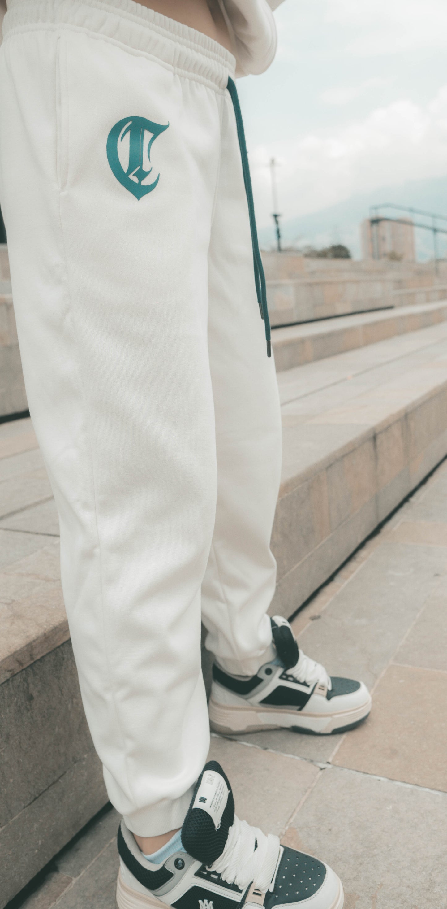 SWEATPANTS - SUDADERA SOLA | GOTHIC