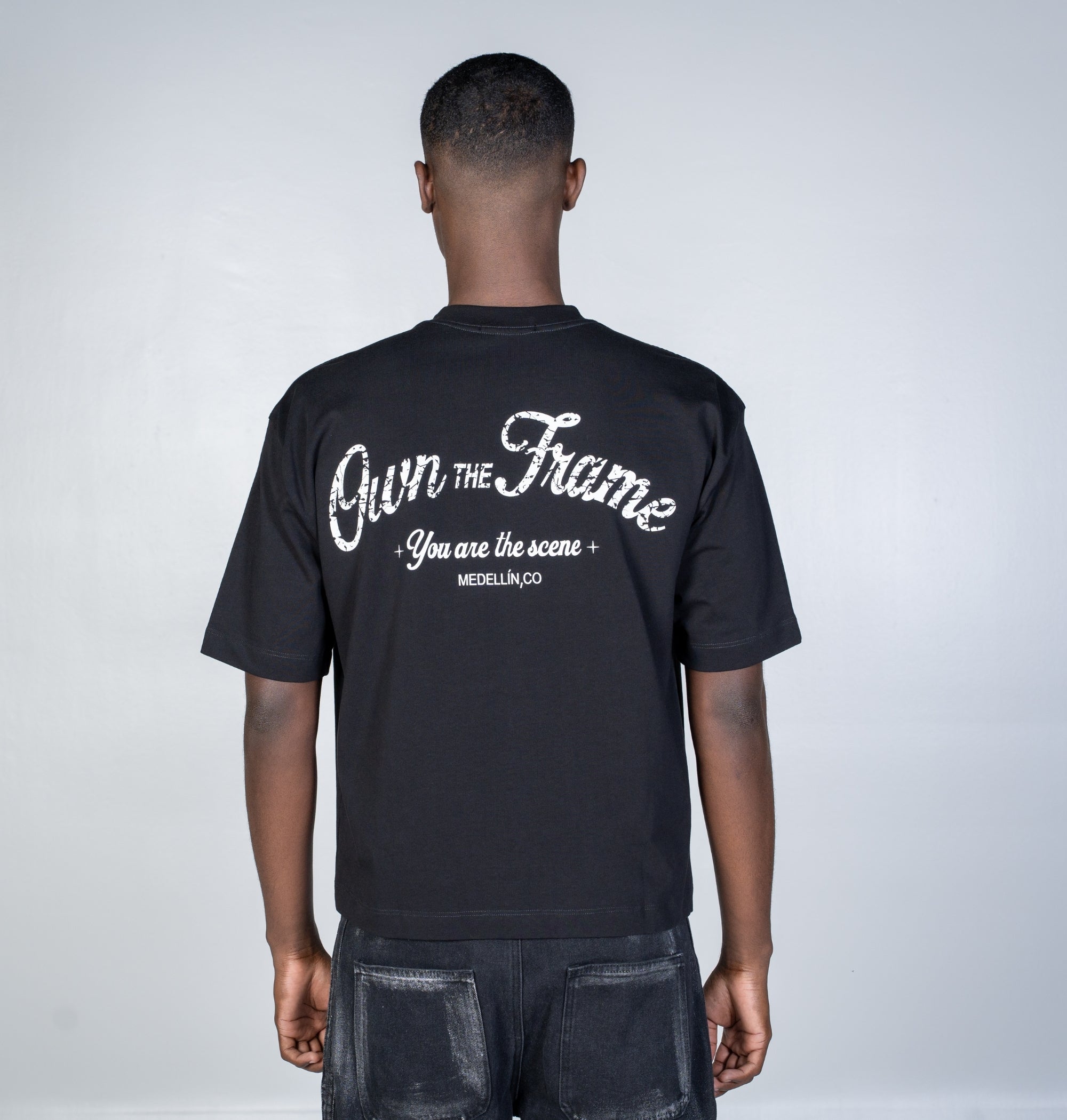 TSHIRT BOXY - IDENTITY NEGRO