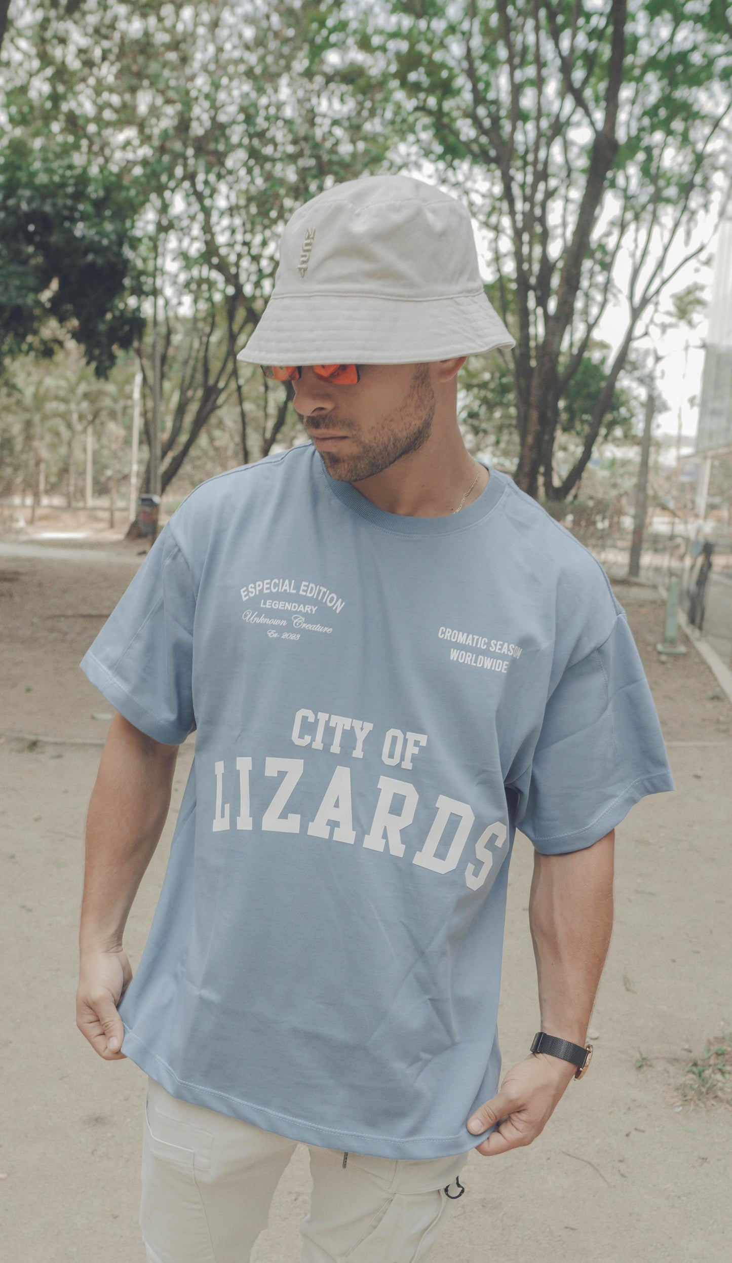 TSHIRT - OVERSIZED LIZARDS